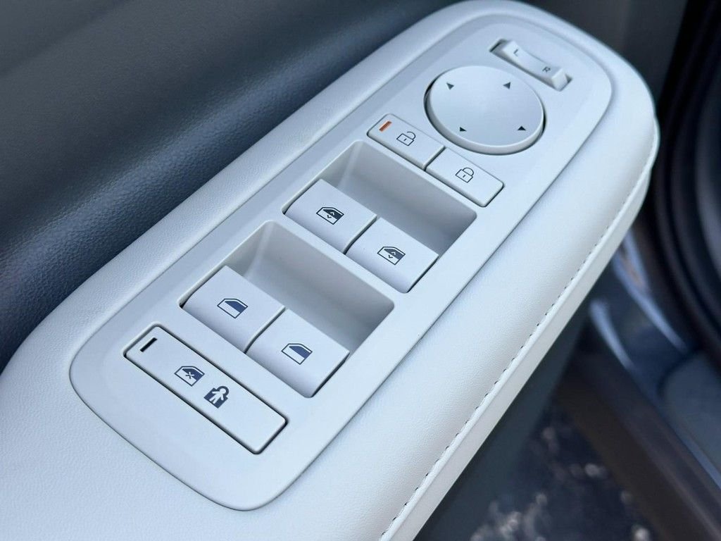 New 2026 Gray Hyundai SEL AWD image 24