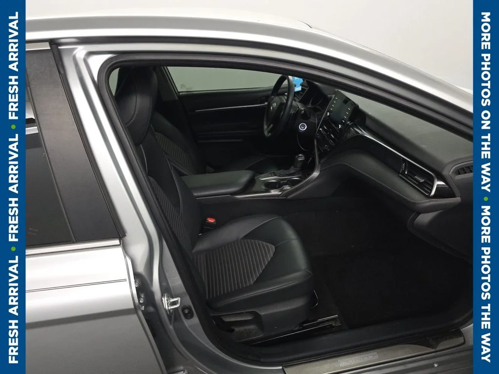 Used 2022 Silver Toyota SE image 7