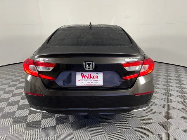 Used 2018 Black Honda LX image 6