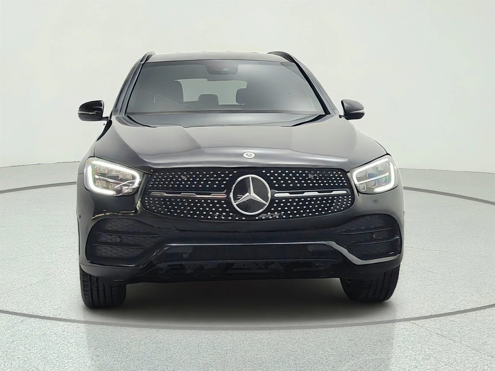Used 2022 Graphite Grey Metallic Mercedes-Benz GLC 300 SUV image 2