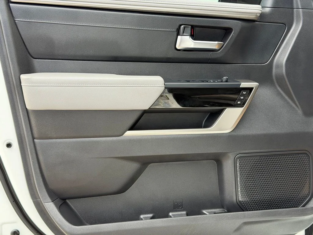 Used 2025 White Toyota Limited image 26