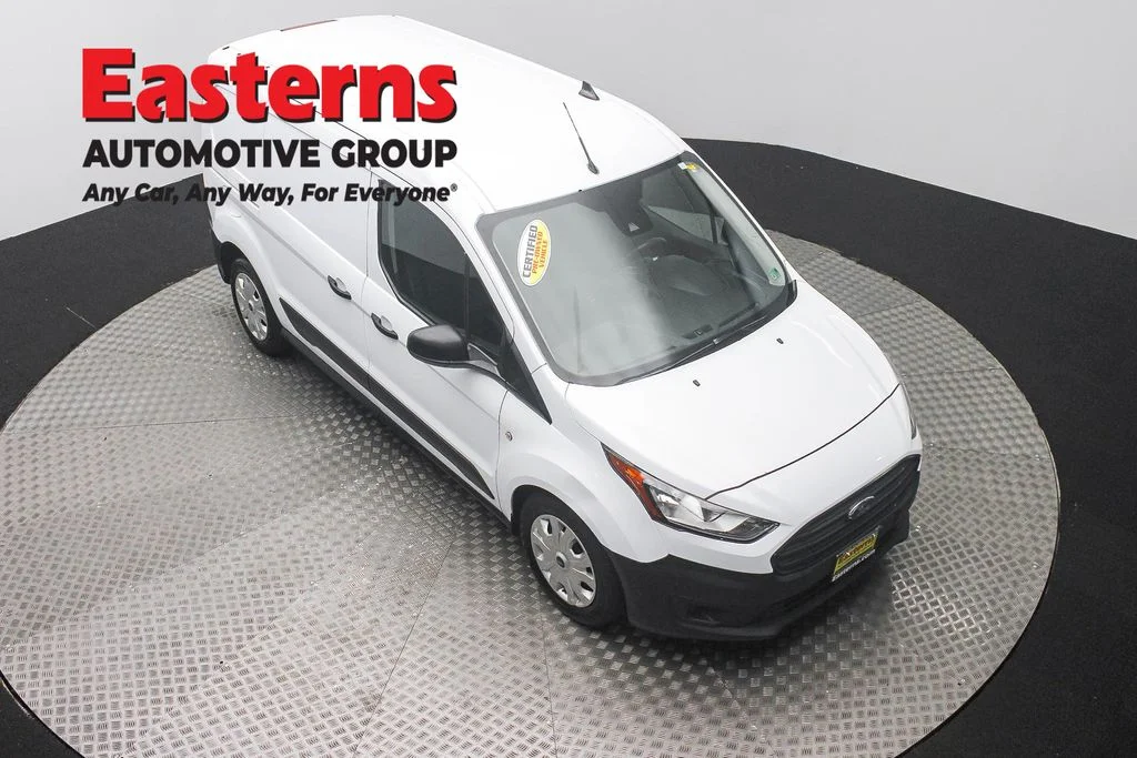 Used 2022 White Ford XL image 3