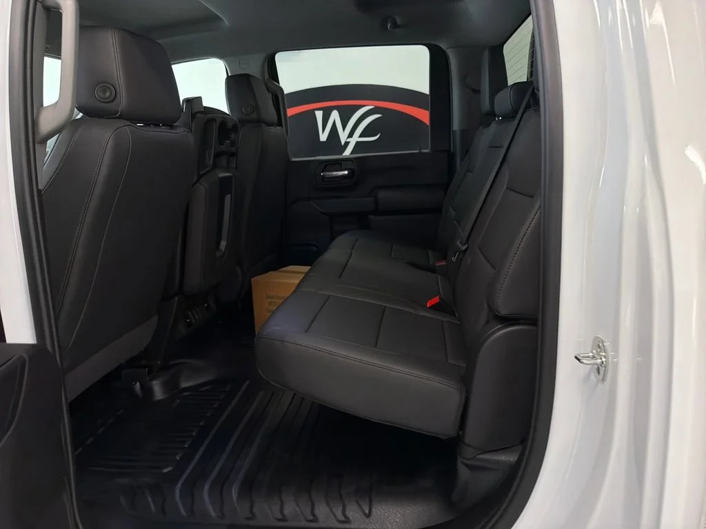 New 2026 Summit White Chevrolet Work Truck image 15