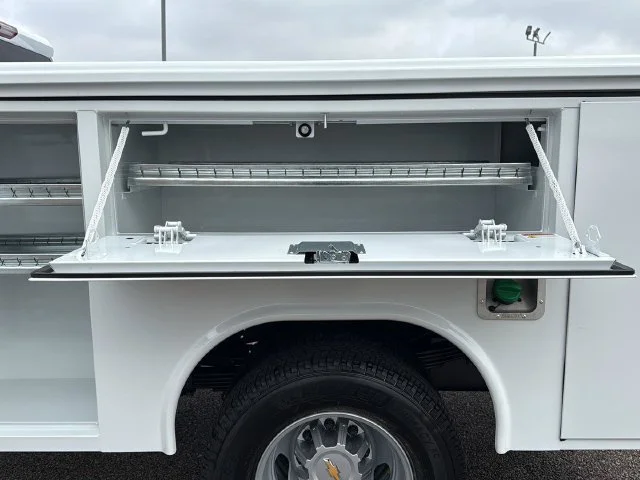 New 2026 Summit White Chevrolet Work Truck image 7
