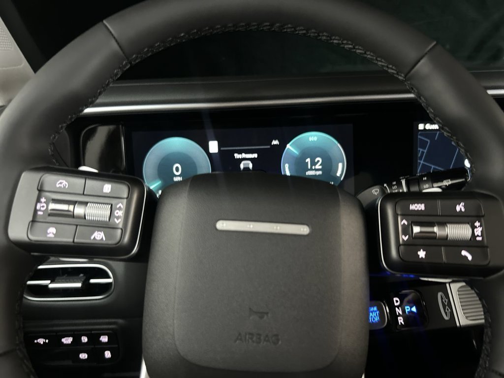 New 2026 Abyss Black Hyundai SEL 7P image 22