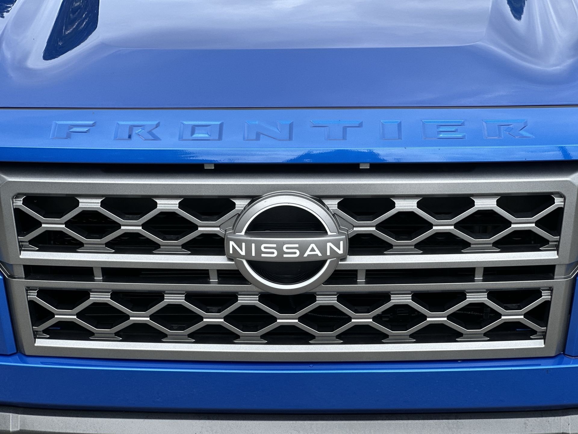 2024 Nissan Frontier SL - Photo 31
