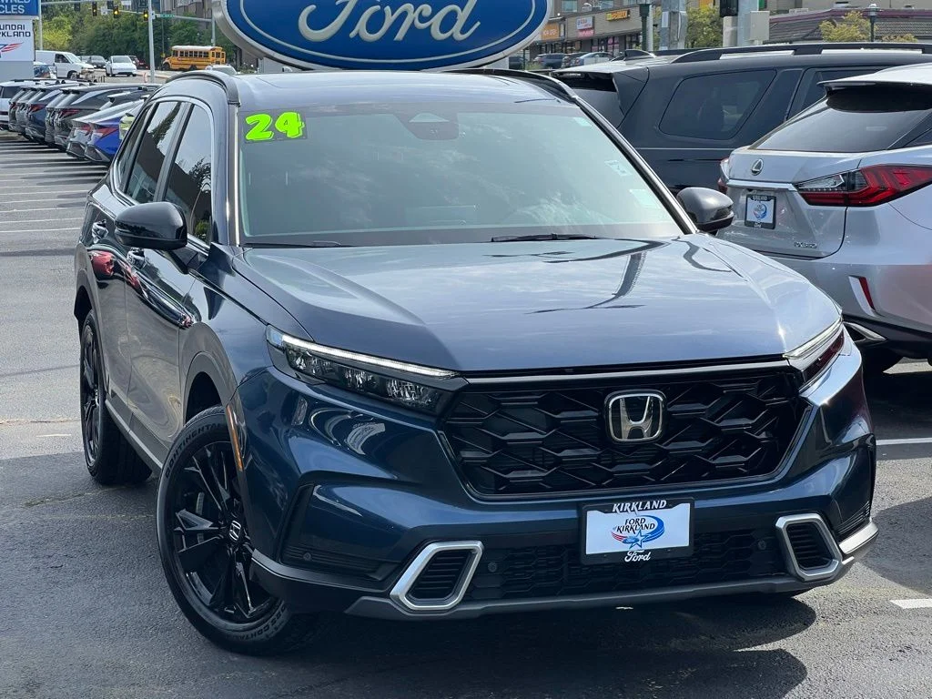 2024 Honda CR-V Hybrid Sport Touring AWD's photo