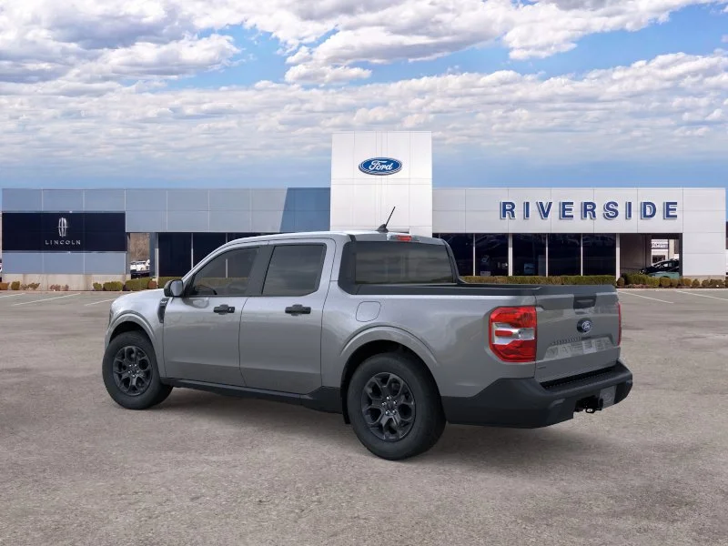 New 2026 Carbonized Gray Metallic Ford XLT image 4