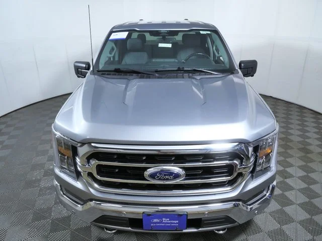 Used 2021 Silver Ford XLT image 3