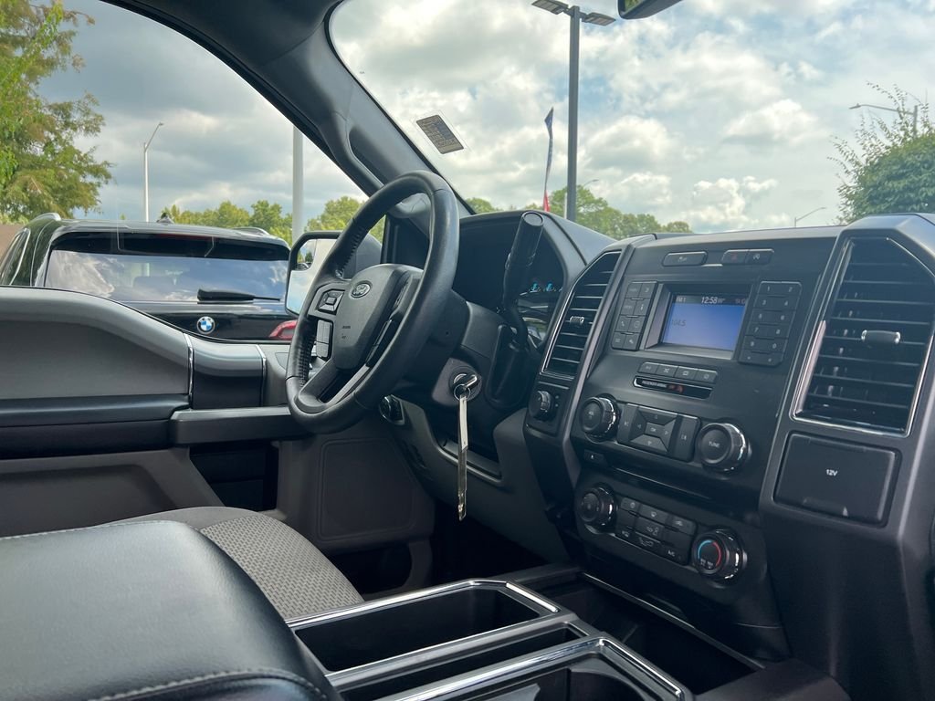 Used 2018 Gray Ford XLT image 24