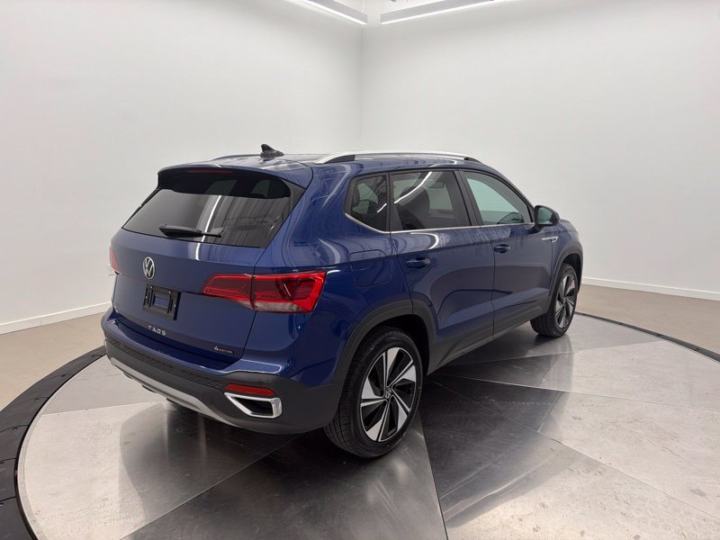 Used 2024 Blue Volkswagen 1.5T SE image 3
