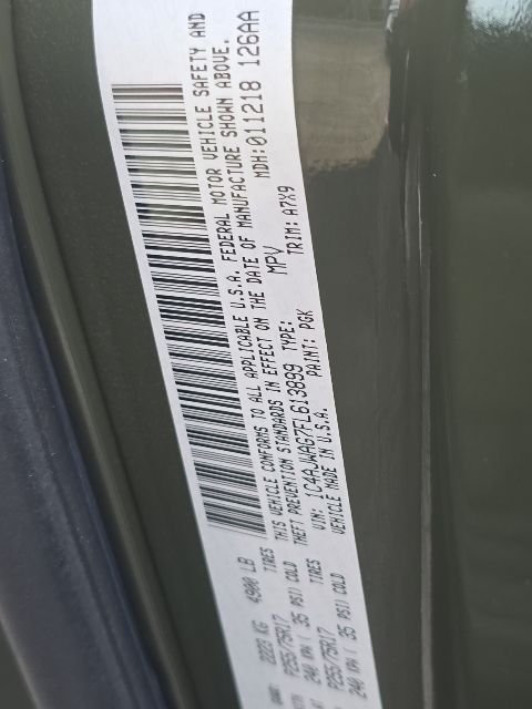 Used 2015 Green Jeep Sport image 23