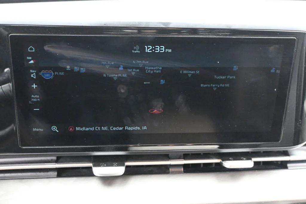 Used 2022 Red Kia EX image 20