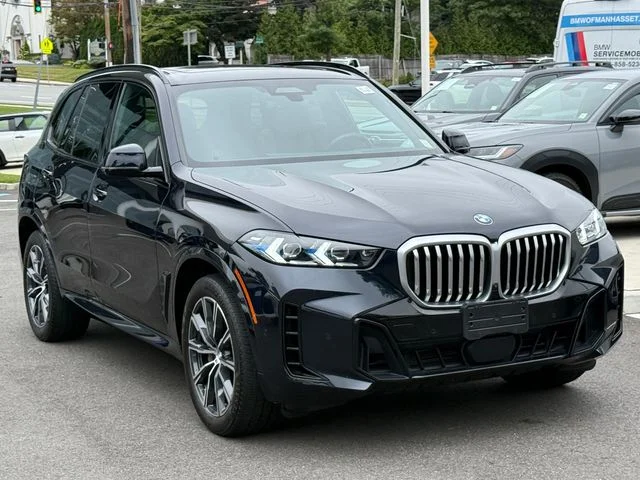 Certified Used 2024 Carbon Black Metallic BMW xDrive40i image 3