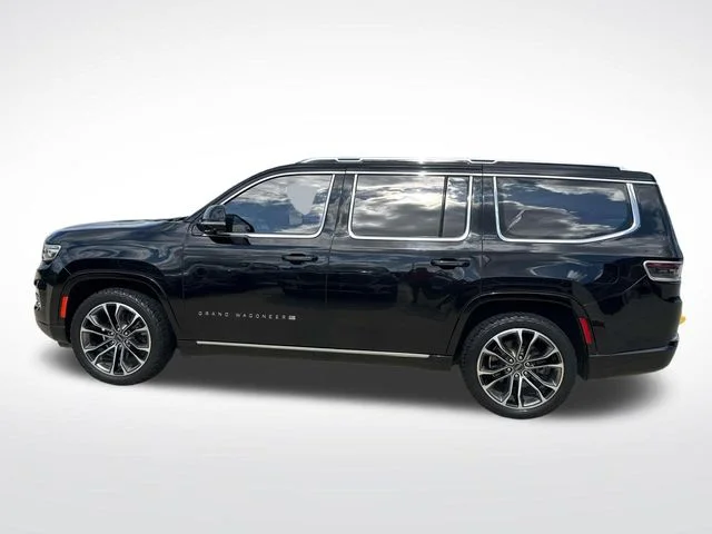 Used 2022 Black Jeep Series III image 6