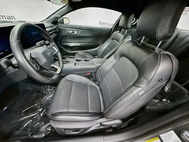 Certified Used 2025 Gray Metallic Ford GT Premium image 20