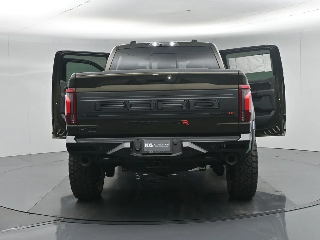 New 2026 Shelter Green Ford Raptor image 35