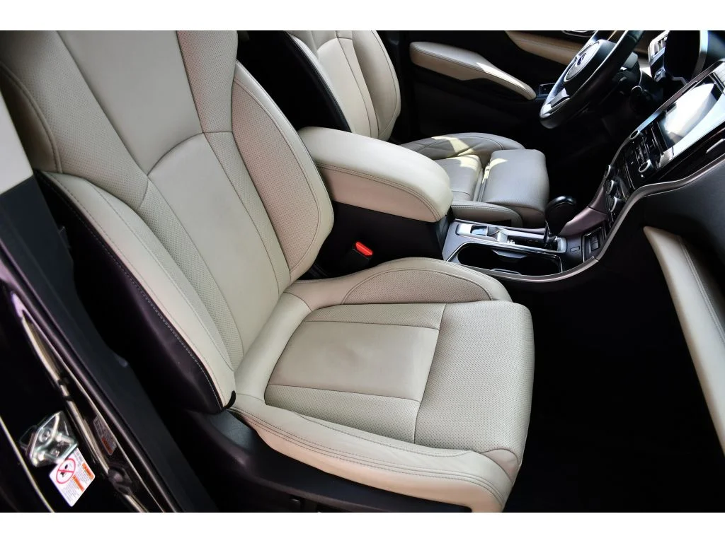 Used 2020 Crystal Black Silica Subaru Limited image 32