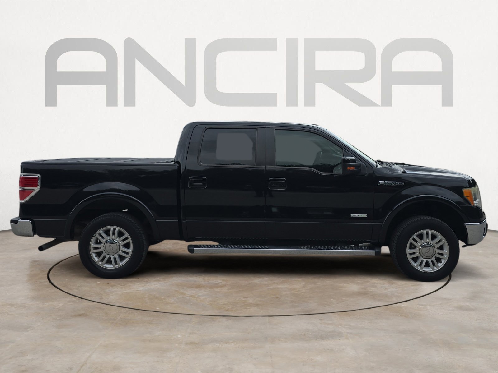 Used 2011 Tuxedo Black Metallic Ford Lariat image 11