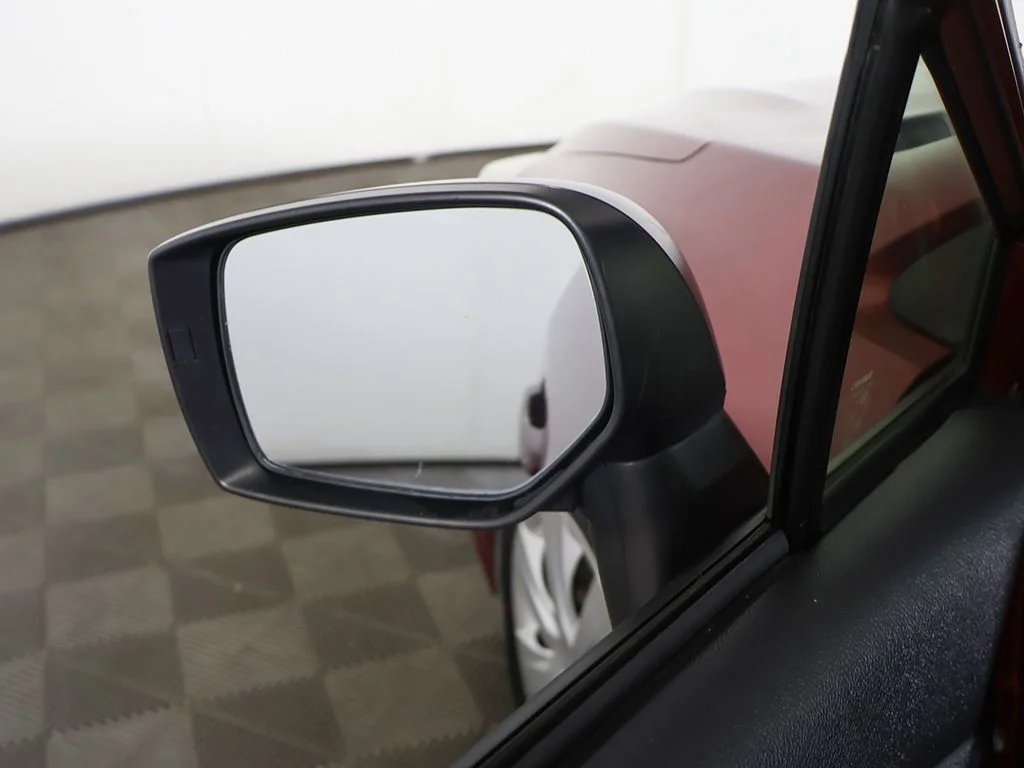 Used 2015 Red Subaru 2.0i image 25