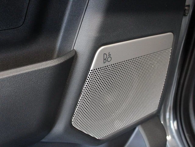 New 2023 Carbonized Gray Metallic Ford XLT image 24