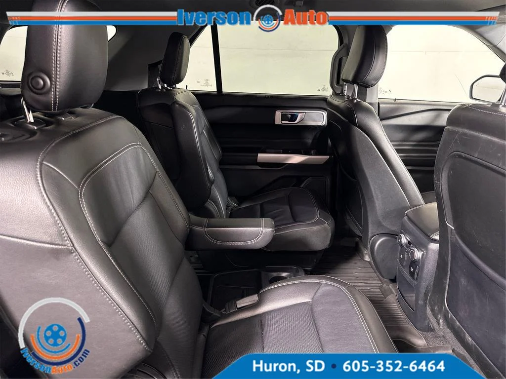 Used 2020 Atlas Blue Ford Limited image 33
