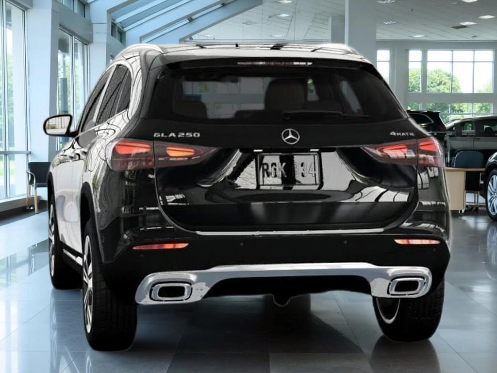 New 2026 Night Black Mercedes-Benz GLA 250 image 25