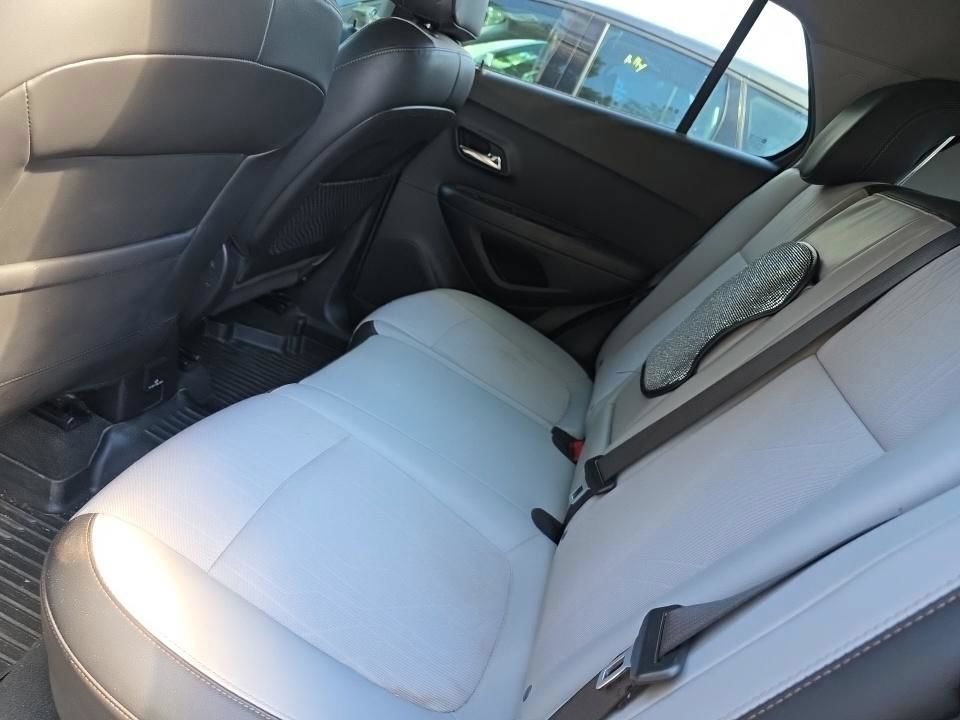 Used 2020 Black Chevrolet LT image 8