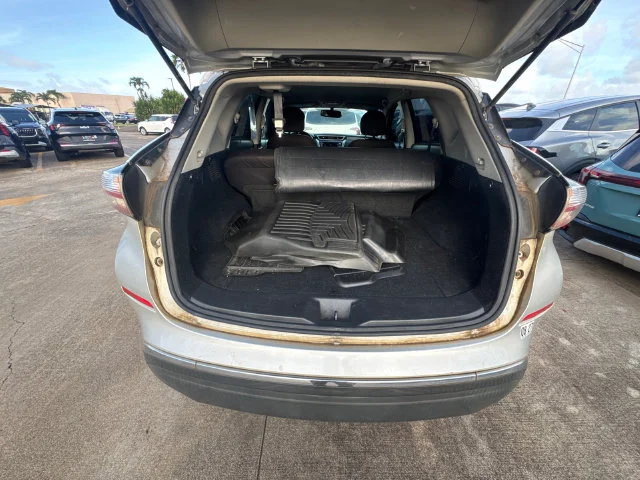 Used 2018 Silver Nissan SV image 17