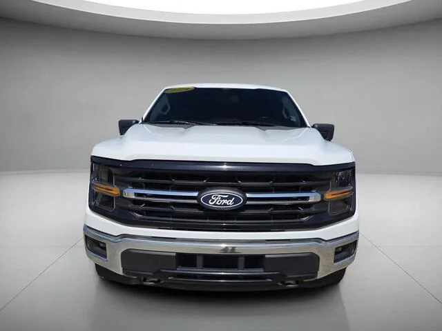 Used 2024 Oxford White Ford XLT image 8