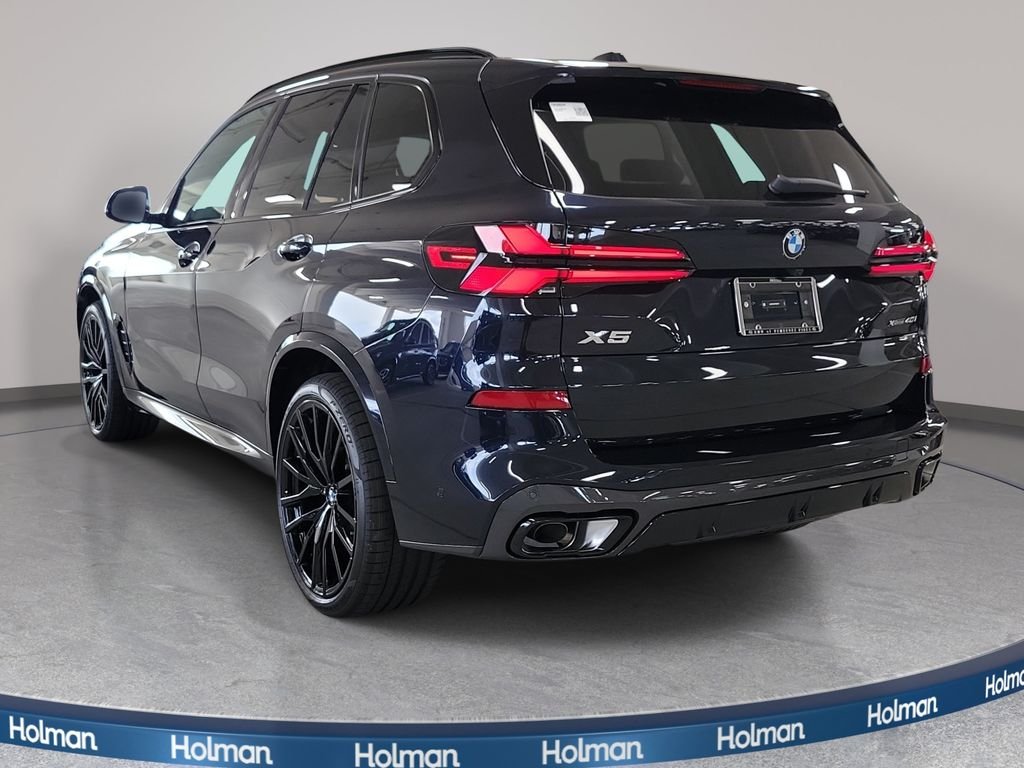 New 2026 Carbon Black Metallic BMW xDrive40i image 7