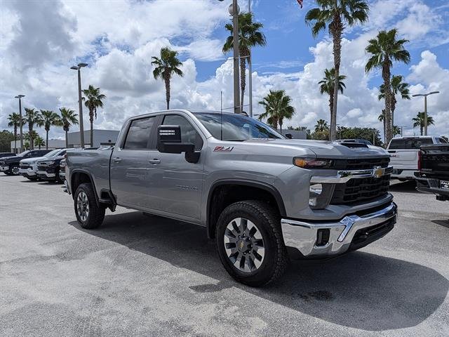 New 2026 Sterling Gray Metallic Chevrolet LT image 38