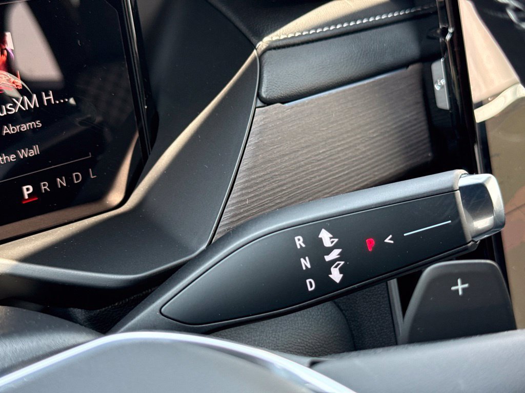 2026 GMC Acadia Denali - Photo 31