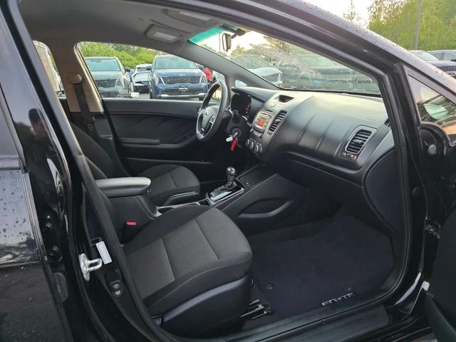 Used 2018 Aurora Black Kia LX image 11