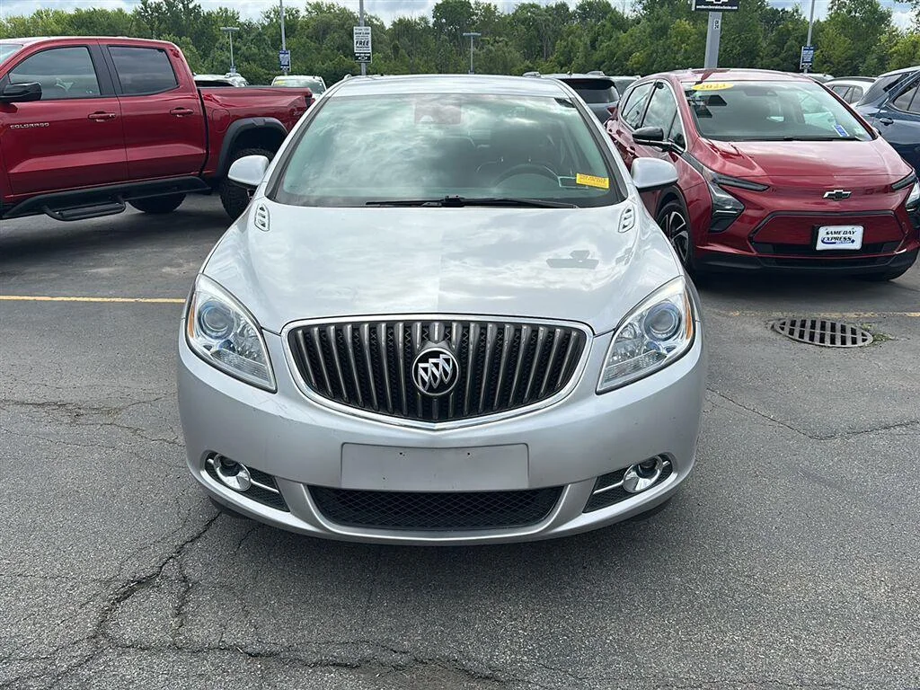 Used 2014 Quicksilver Metallic Buick Leather Group image 5