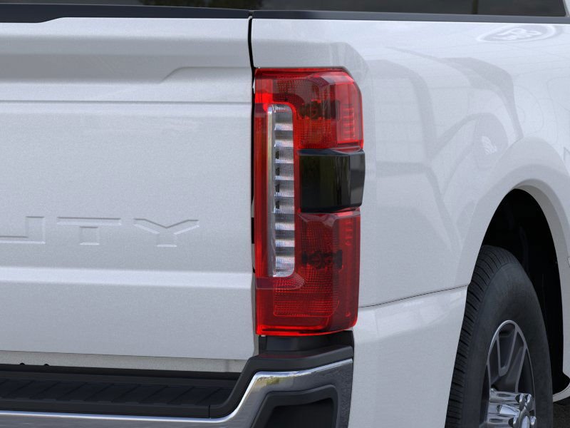 New 2026 Star White Metallic Tri-Coat Ford F-350® Lariat® image 21