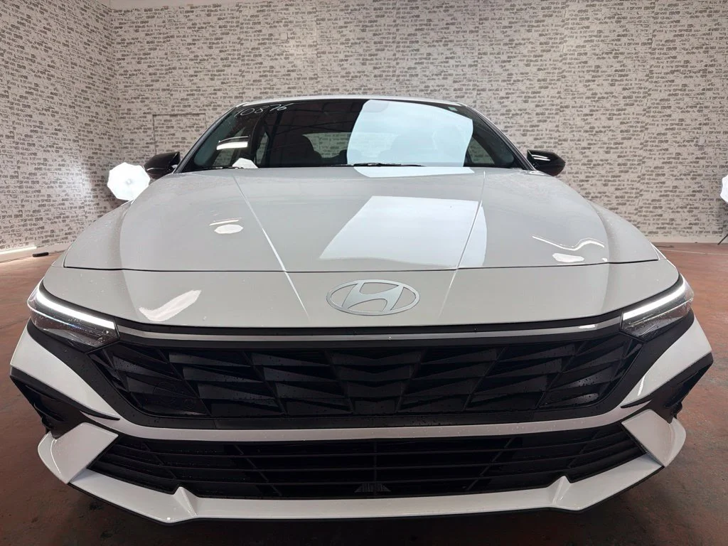 New 2026 Serenity White Hyundai SEL Sport image 2