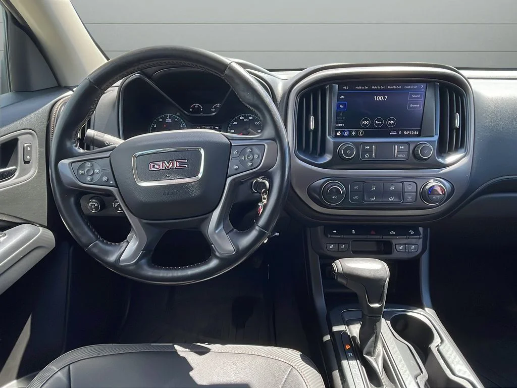 Used 2021 Black GMC AT4 w/Cloth image 36
