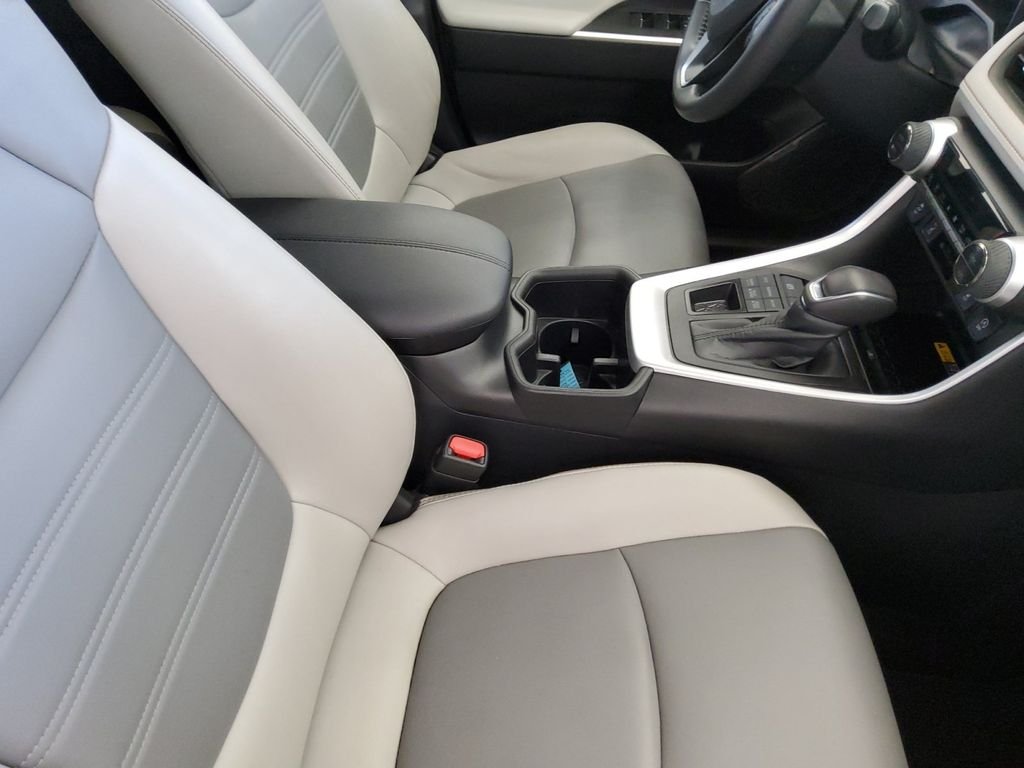 Used 2023 Silver Toyota XLE Premium image 14