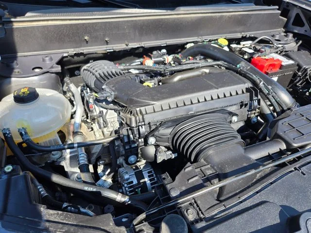Used 2025 Gray Ford XL image 21