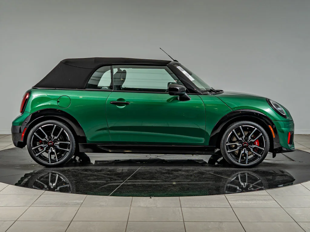 New 2026 British Racing Green MINI Iconic image 5