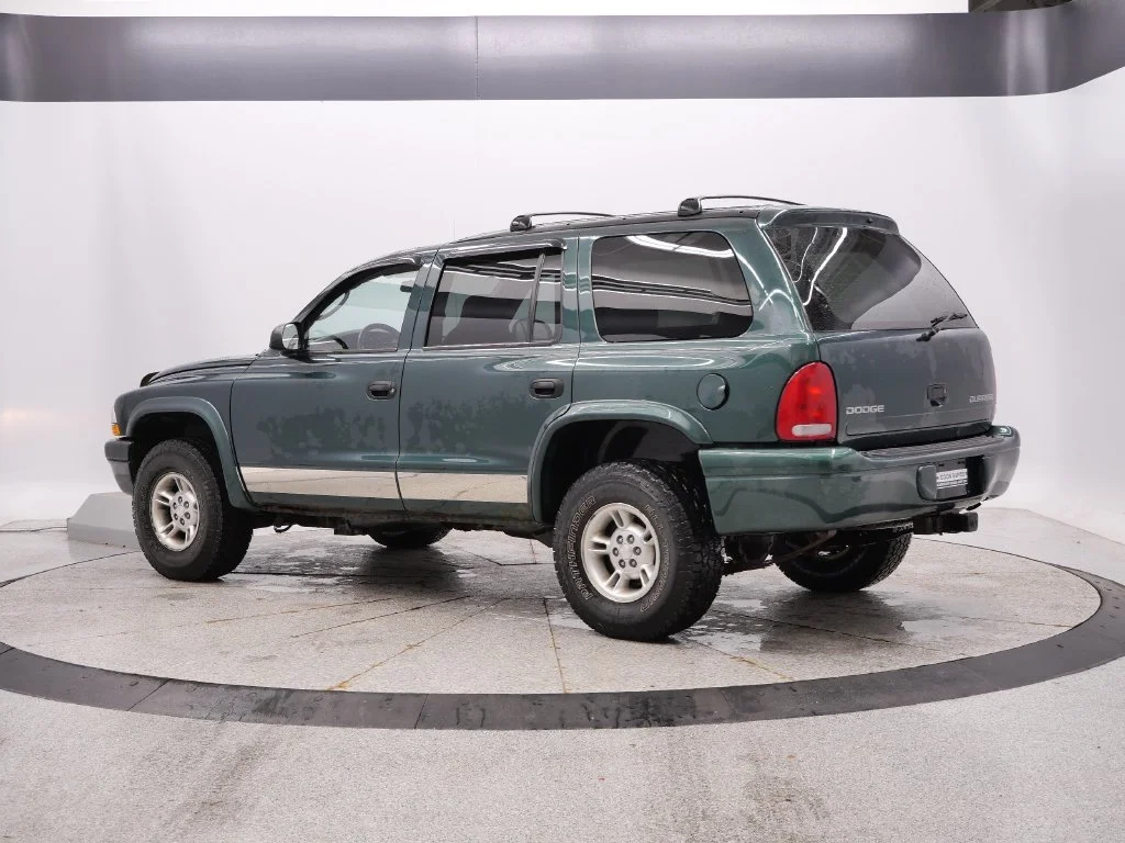 Used 2002  Dodge Sport image 3