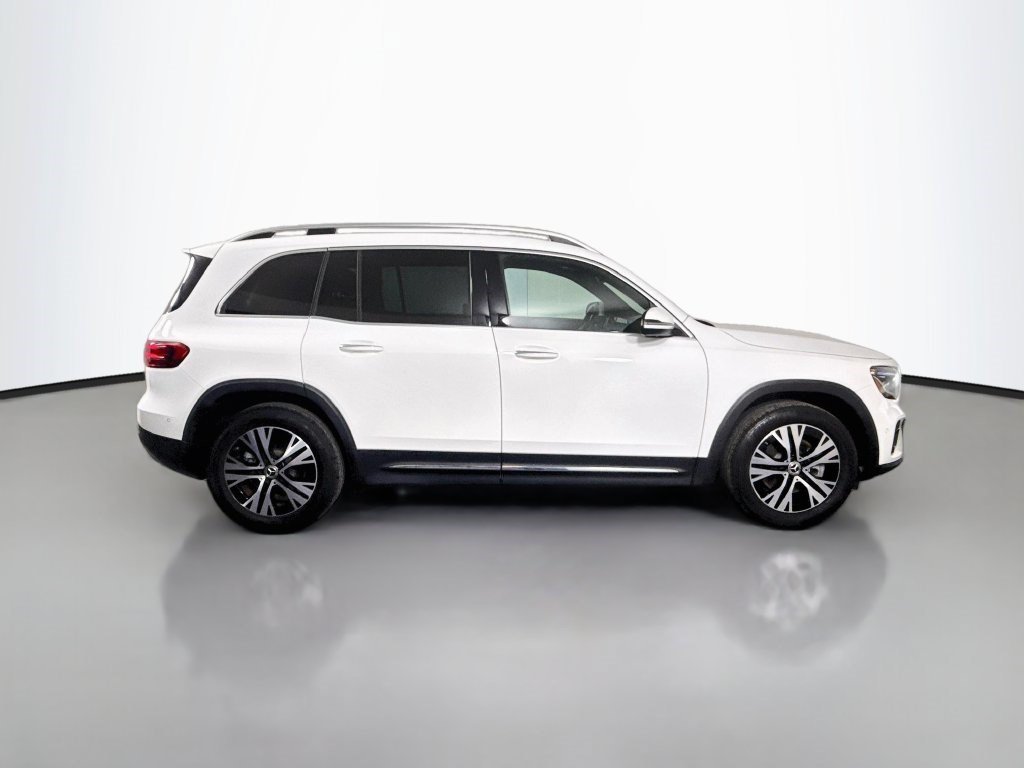 Used 2024 Polar White Mercedes-Benz GLB 250 image 8