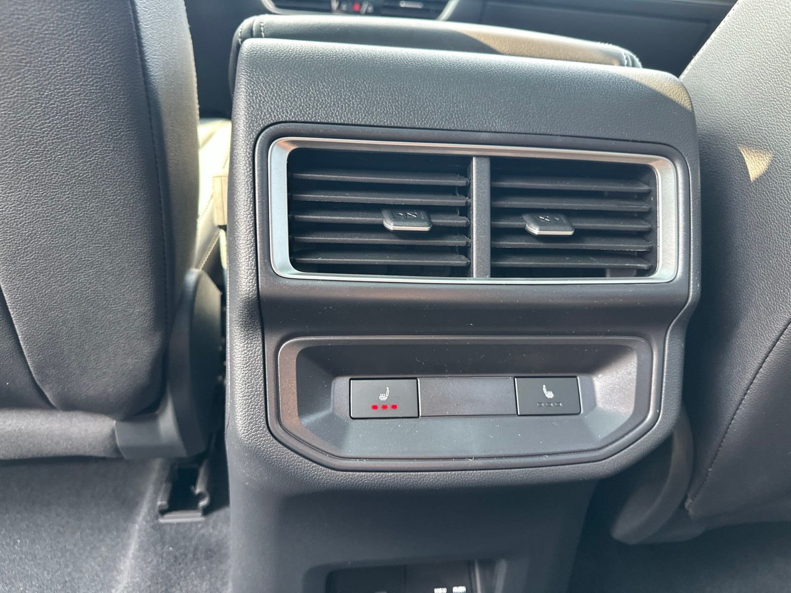 New 2026 White/off-white Volkswagen 2.0T SEL R-Line Black image 21