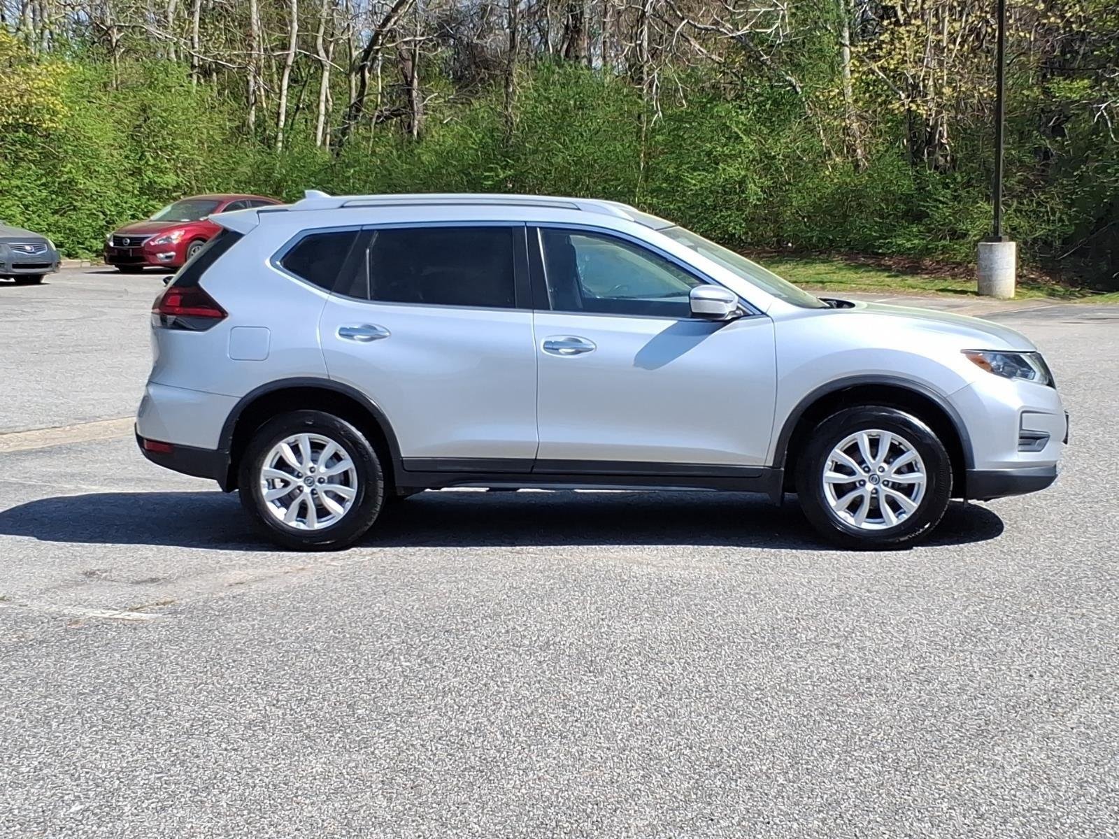 Used 2019 Gun Metallic Nissan S image 6
