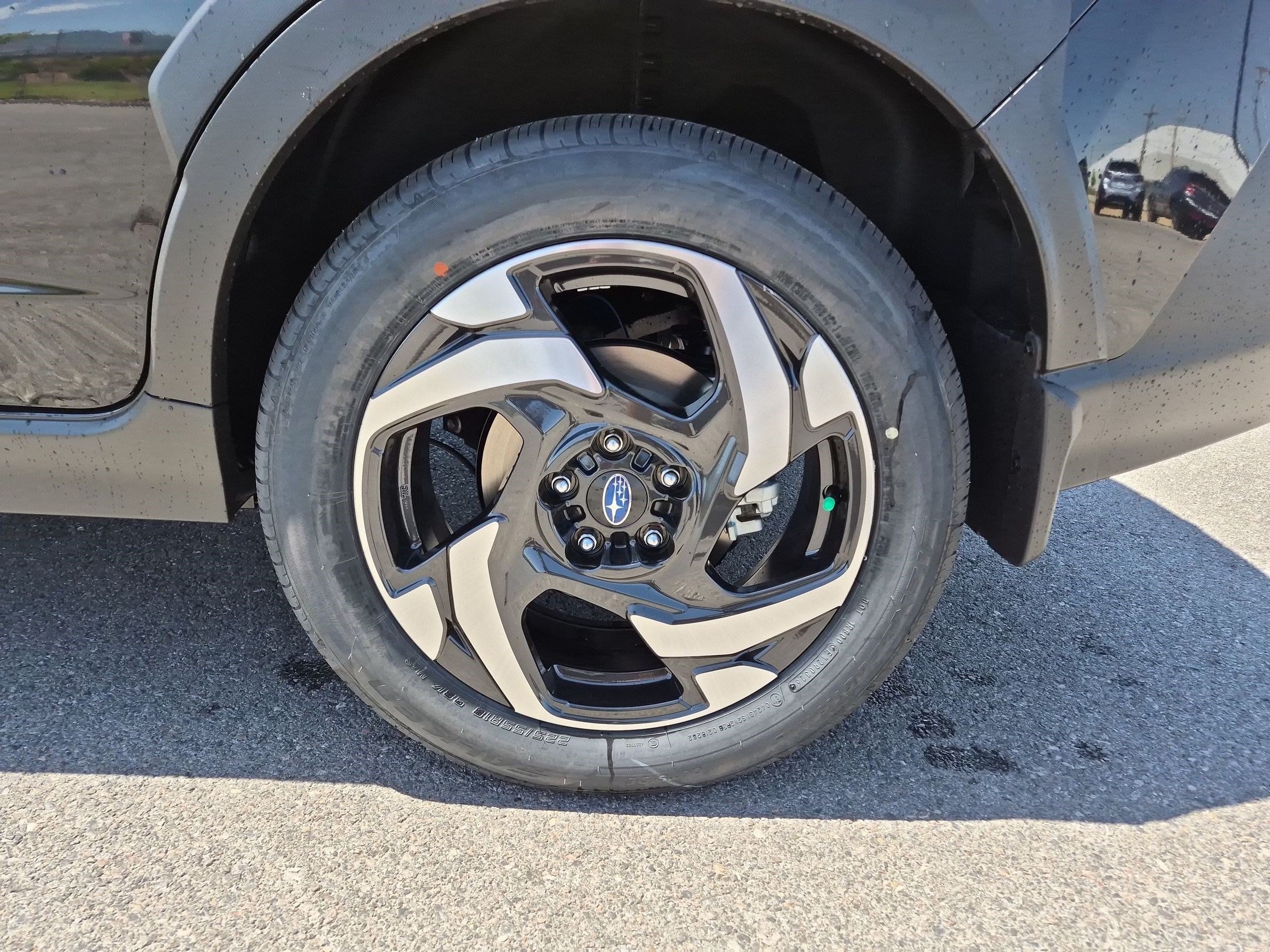 New 2026 CRYSTAL BLACK SILICA Subaru Limited Hybrid image 16