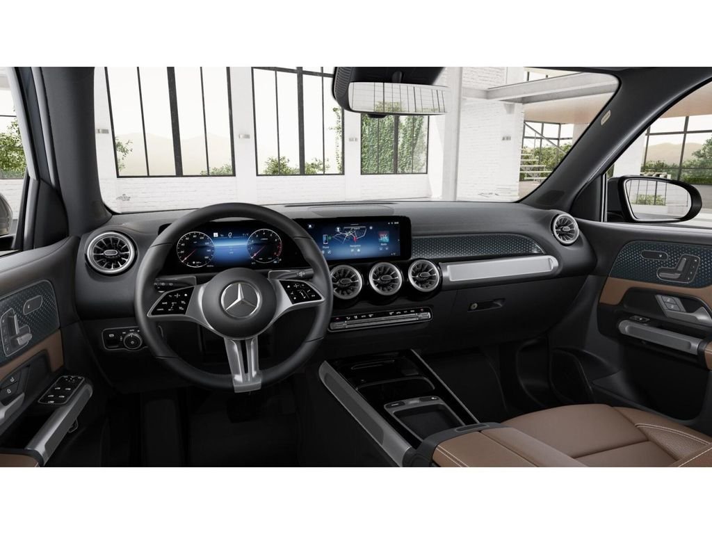New 2026 Silver Mercedes-Benz GLB 250 image 3