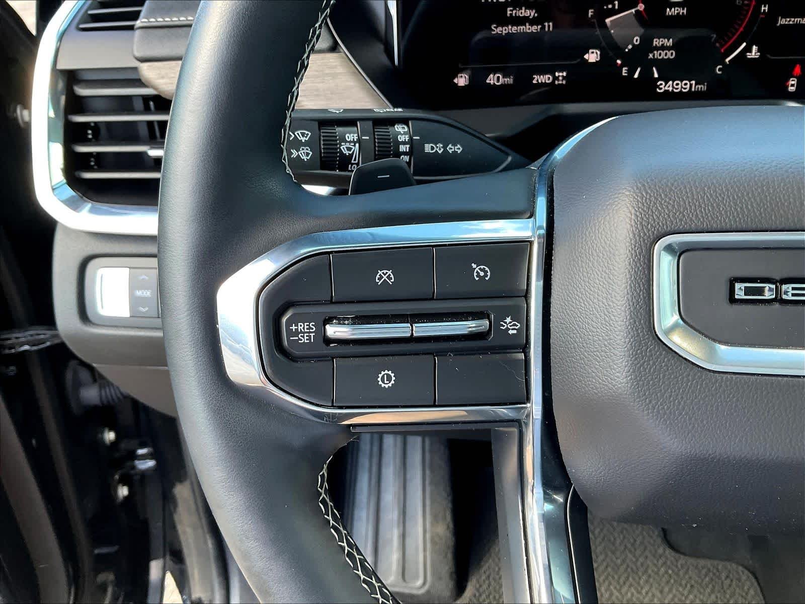 2024 GMC Acadia Denali - Photo 13