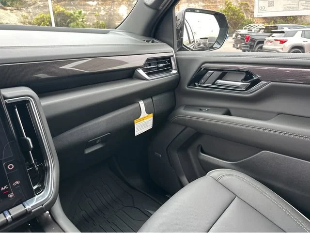 2026 GMC Yukon XL Elevation - Photo 7