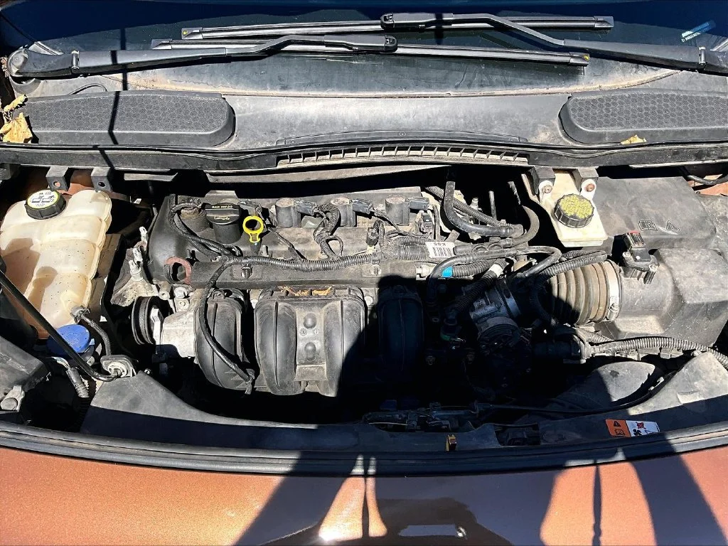Used 2014  Ford Titanium image 10